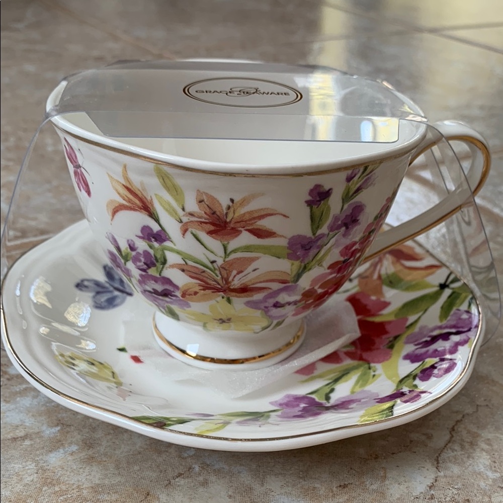 NWT Porcelain Grace Teaware Cup and Saucer